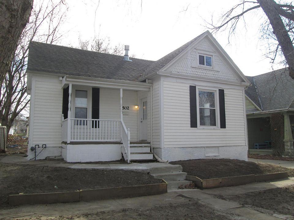 1st image of 2502 Mary St