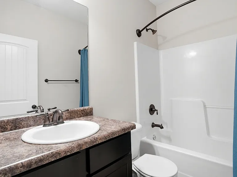 612 Stevens Pl — Photo 17
