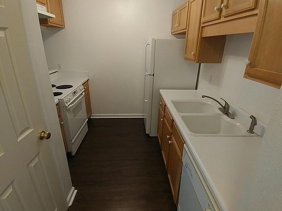 5th image of 1238 Cross Creek Cir