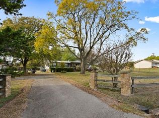 107 Oak Mdws, San Marcos, TX 78666