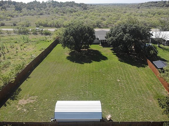 2nd image of 3006 County Road 315