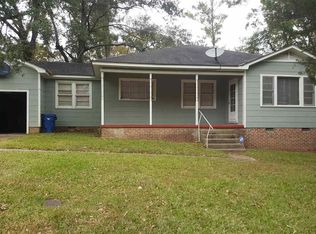 215 Oakland Dr, Natchez, MS 39120