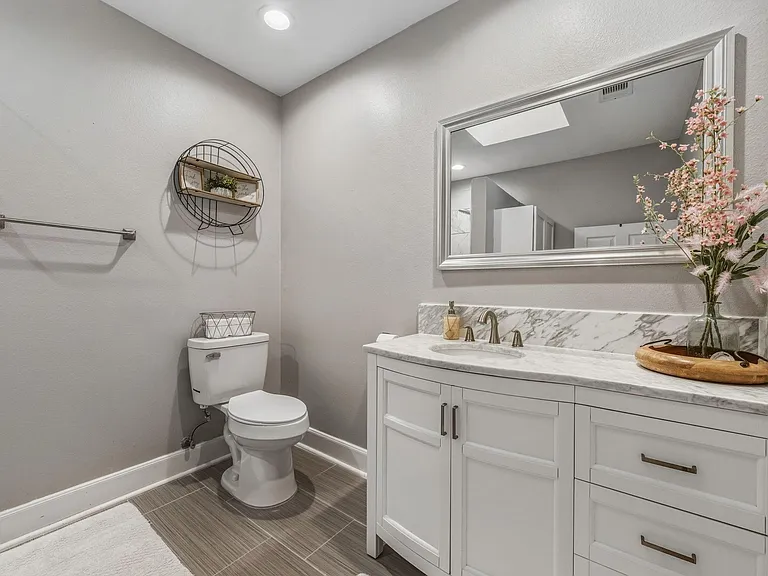 141 White Oak Cir — Photo 23