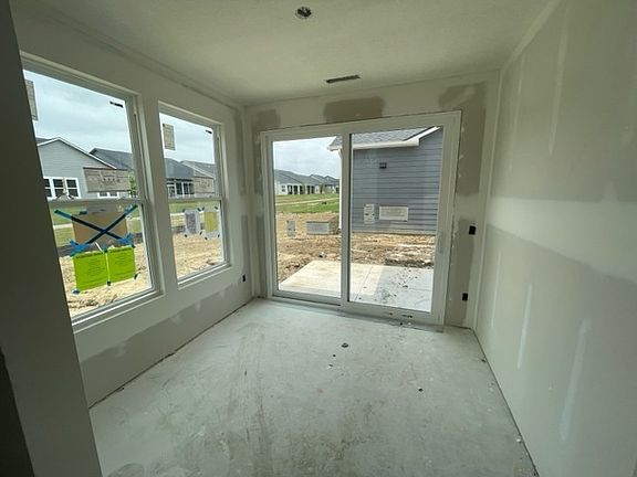 4th image of 2772 Old Rosebud Ln