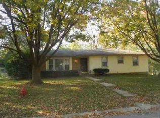 8561 Waverly Ave, Kansas City, KS 66109