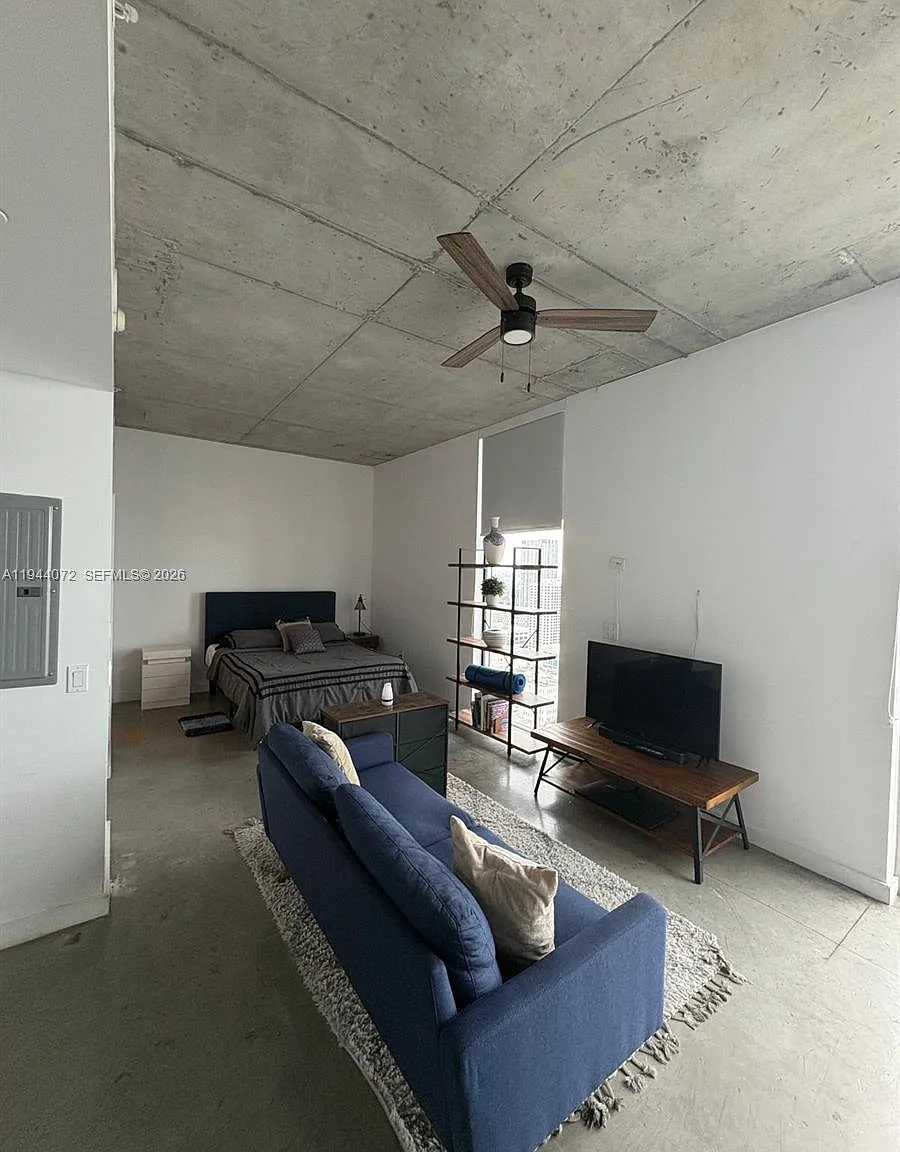Centro Condo — Photo 2