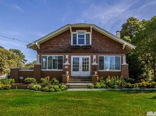 85 Oak Rd, Bayport, NY 11705