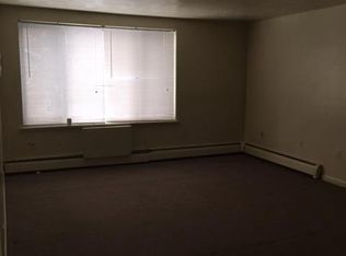 31 Gillett St APT 413, Hartford, CT 06105