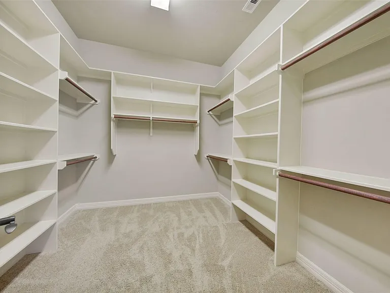 78 Hearthshire Cir — Photo 18