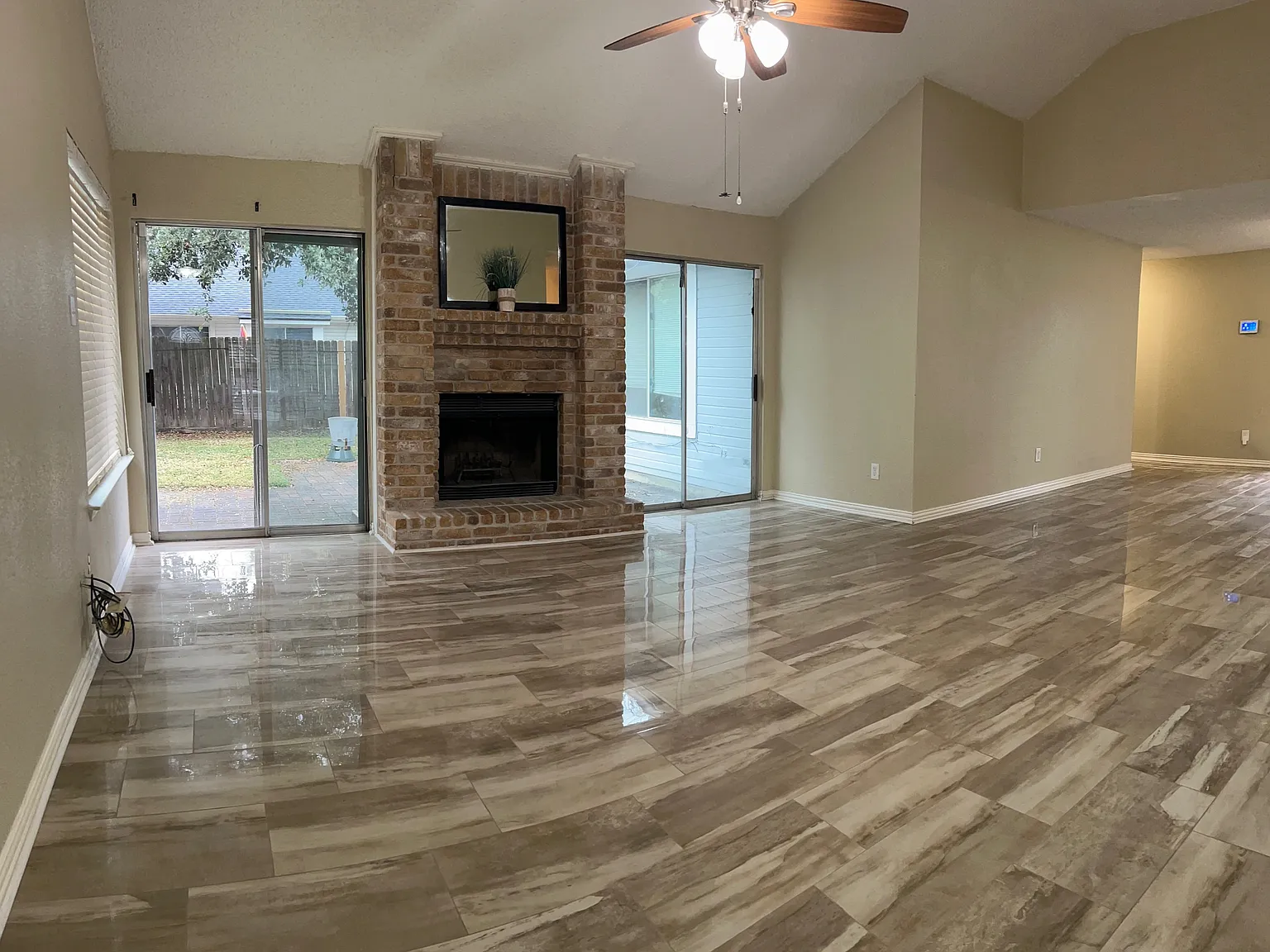 3 bed, 1723 sqft, $1,900 — Photo 4