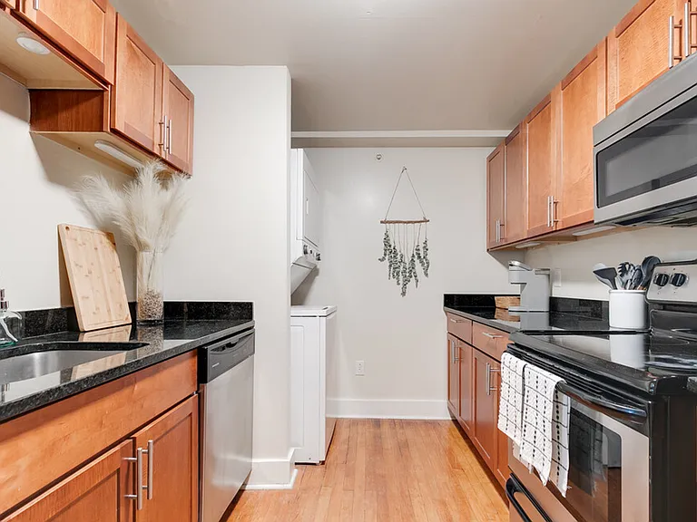 Mortons Apartments — Photo 20