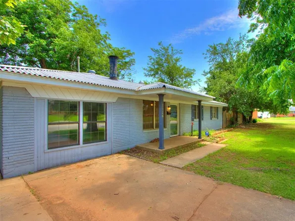 2328 S Krowse Dr, Del City, OK 73115