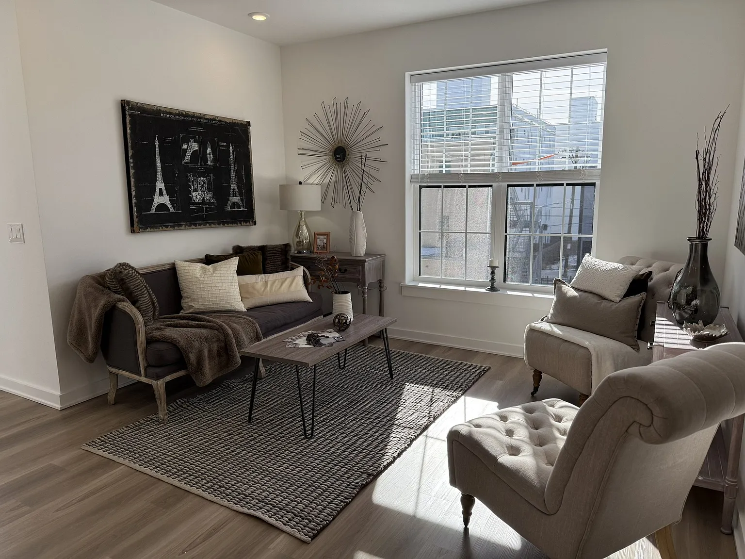 Front Street Lofts — Photo 2
