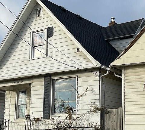 2nd image of 554 Utah St
