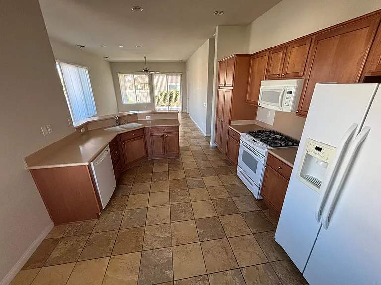 19477 Sunrise Rd — Photo 17
