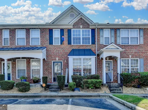 256 Paden Cove Trl, Lawrenceville, GA 30044