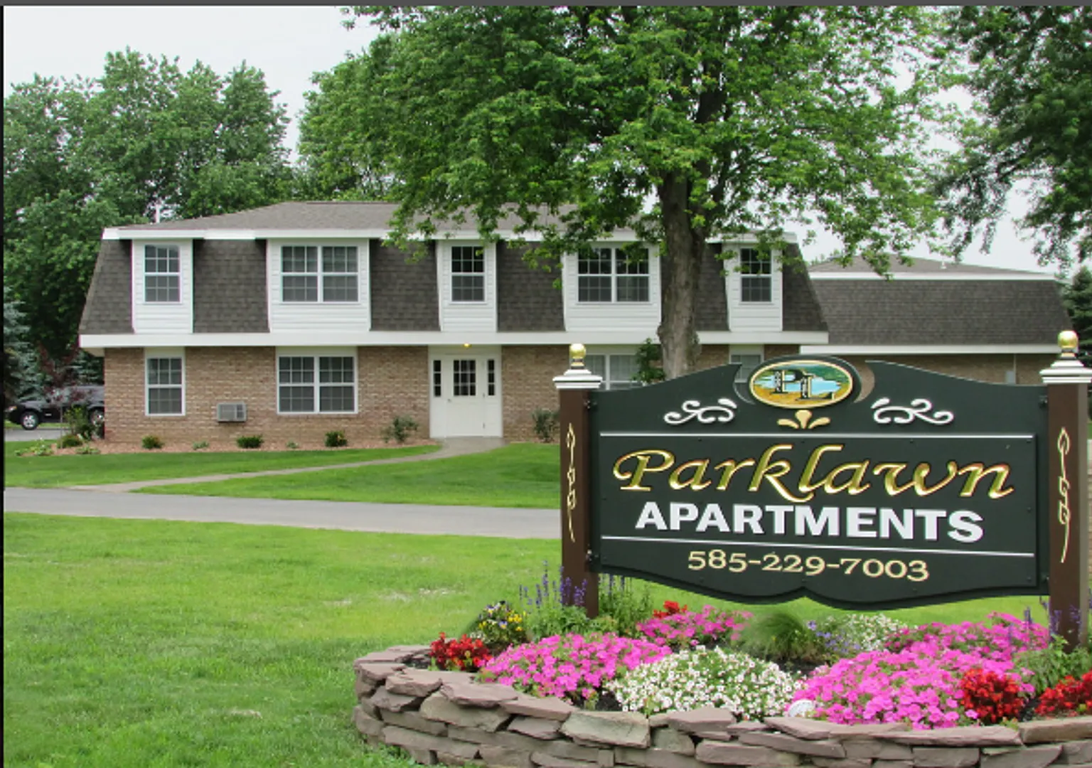 Parklawn Apartment Homes — Photo 1