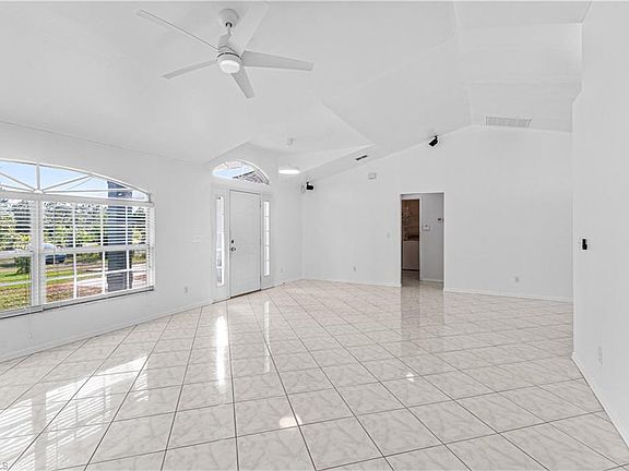 5th image of 3265 58th AVE NE