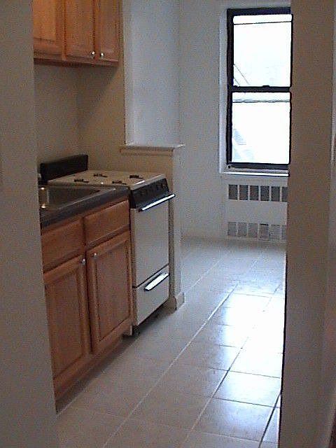 1st image of 8720 175th St Ste 2