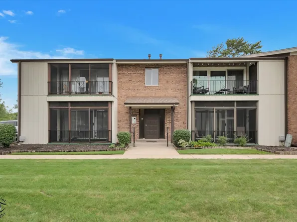 17713 Harlem Ave #15, Tinley Park, IL 60477