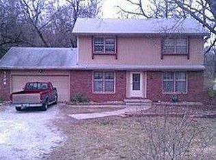 7708 James A Reed Rd, Kansas City, MO 64138