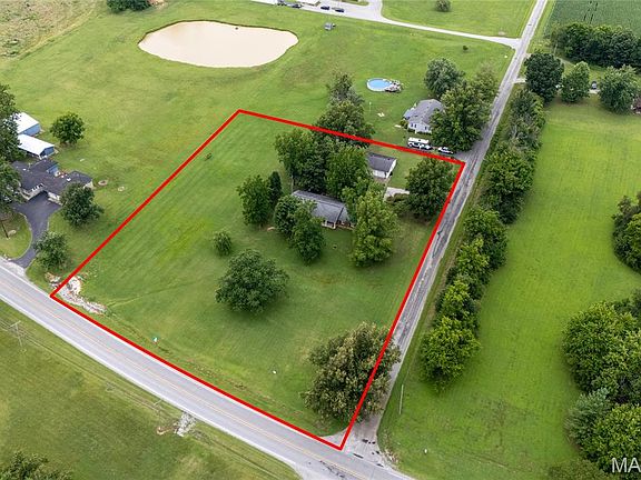 4th image of 1425 Coffee Rd