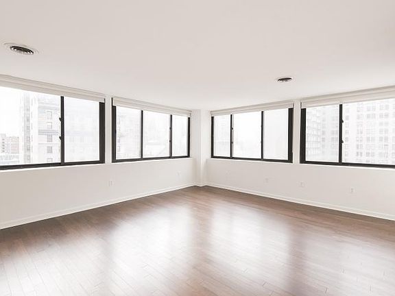 4th image of 1222 Sansom St #5X