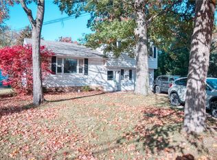 33298 Lake Rd, Avon Lake, OH 44012