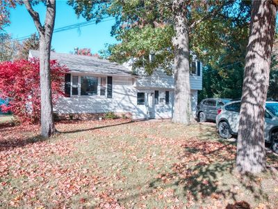 33298 Lake Rd, Avon Lake, OH, 44012