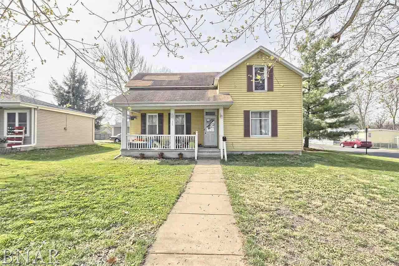 308 W Court St photo 1