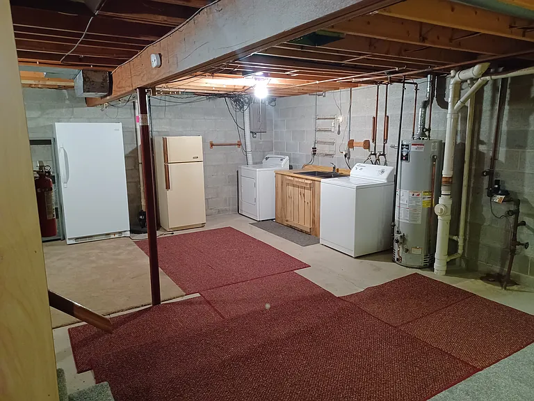 2347 Sunflower Ave — Photo 9