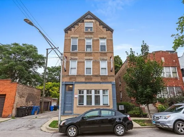 2246 W Belden Ave, Chicago, IL