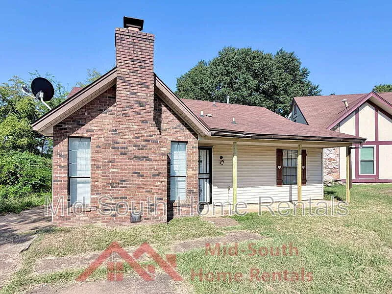 3 bed, 2.0 bath, 1032 sqft, $1,250 — Photo 3