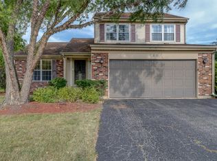 785 Cypress Bridge Rd, Lake Zurich, IL 60047