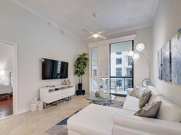 3rd image of 701 S Olive Avenue #1506