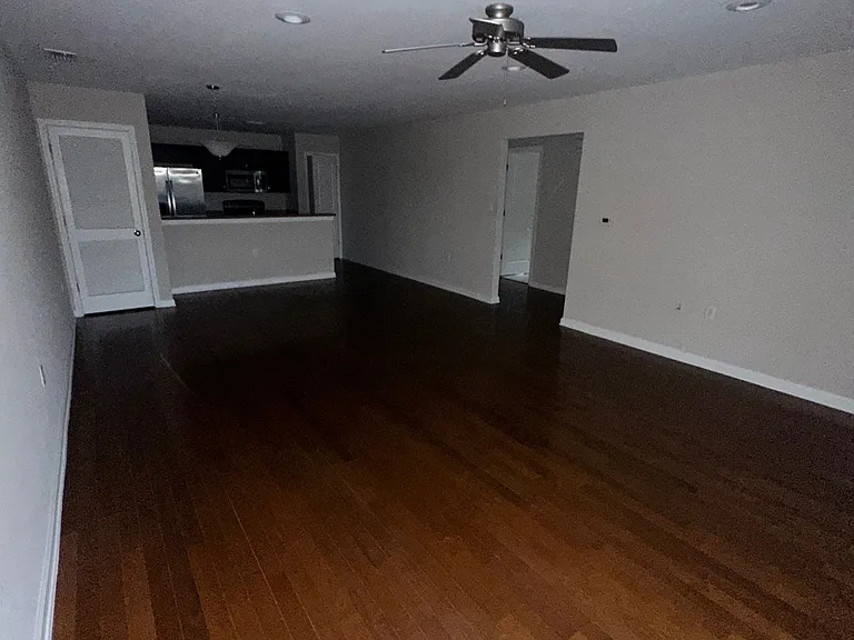 Lexington Woods — Photo 13