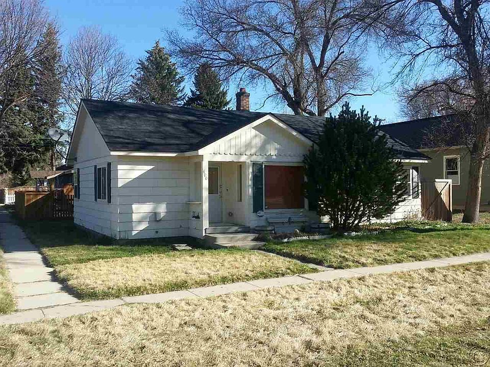 1st image of 400 E 5th St
