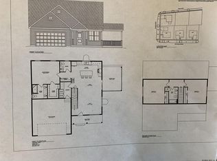 2 Glenmore Ave, Saratoga Springs, NY 12866