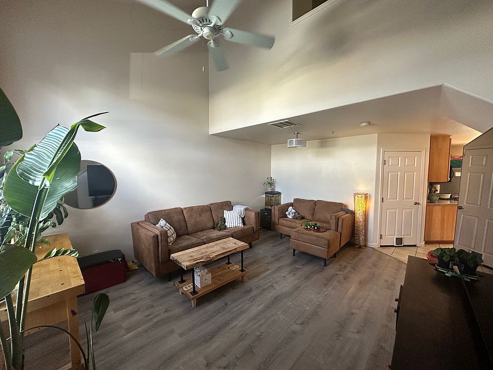 1st image of 117 Treadway Ct #117