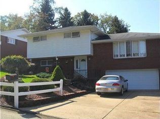205 Davidson Dr, Charleroi, PA 15022