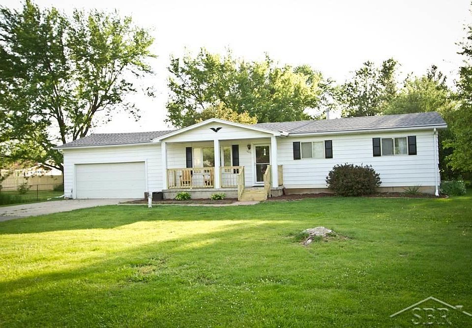 1st image of 5458 Thrush Dr