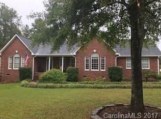 514 W Rebound Rd, Lancaster, SC 29720