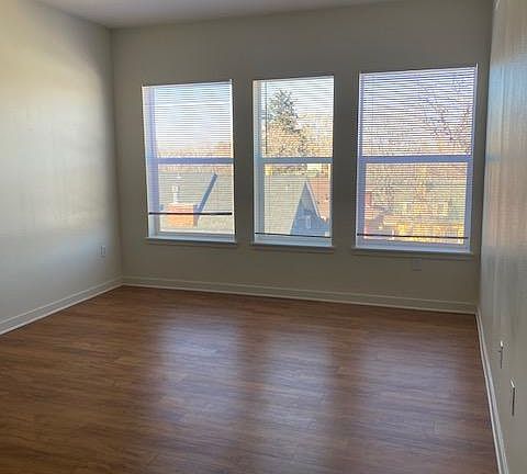4th image of 1830 Gaylord St APT 211