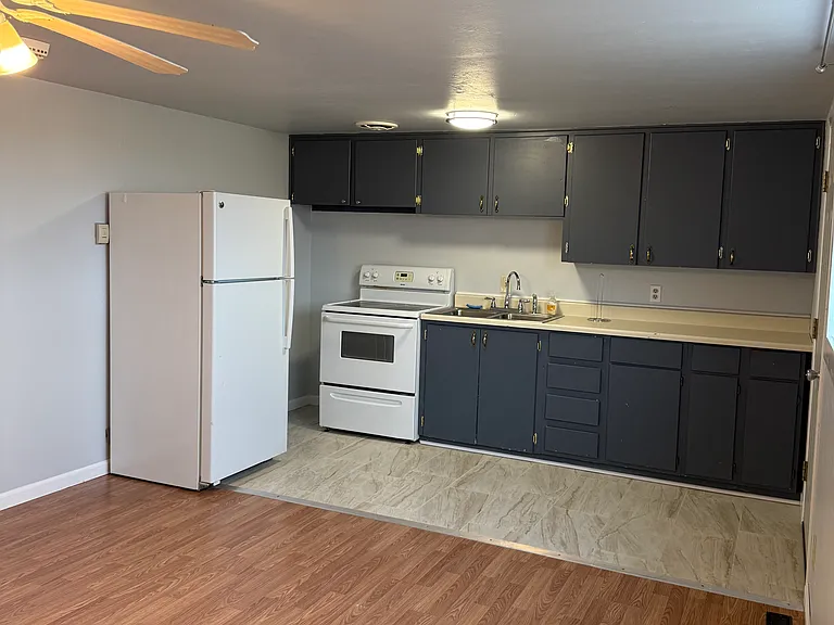 520 Piney Dr — Photo 3