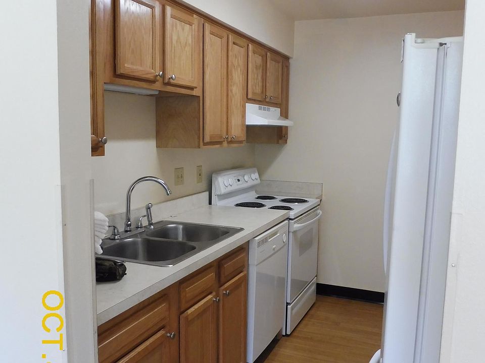 1st image of 30 Emery Way