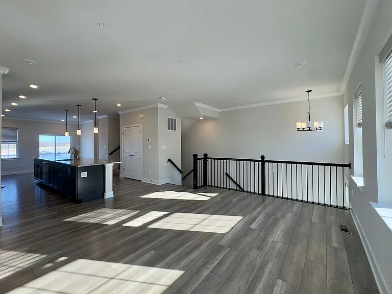 2115 Woodlands Rd — Photo 5