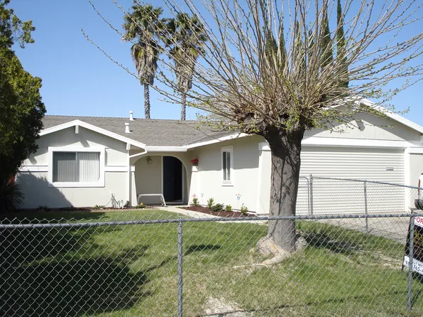 7033 Buskirk Dr, Sacramento, CA 95842