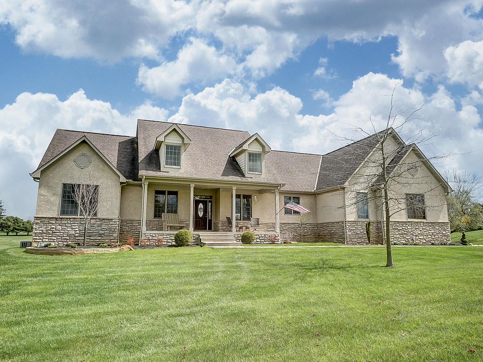 1st image of 105 Orchard Dr