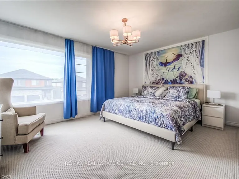 19 Baker Ln — Photo 12