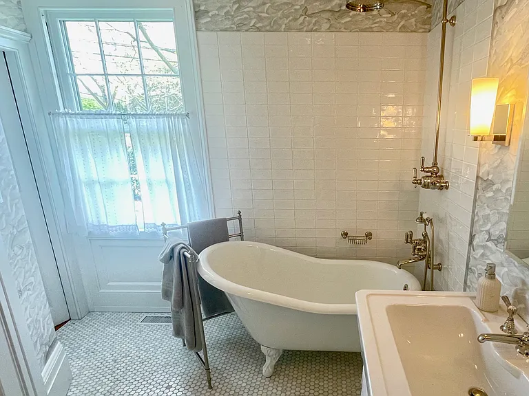 115 Madison St — Photo 21
